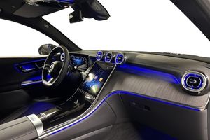 Mercedes GLC300 bild 9