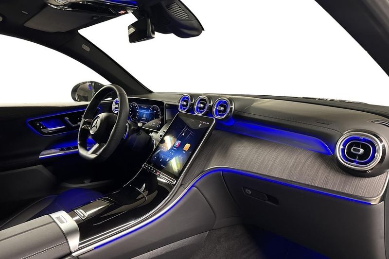 Mercedes GLC300 bild 9