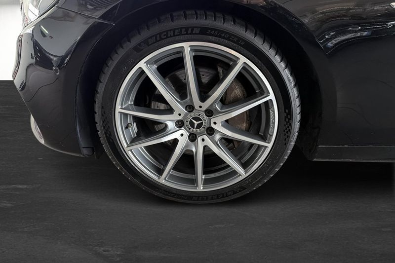 Mercedes E220 bild 5