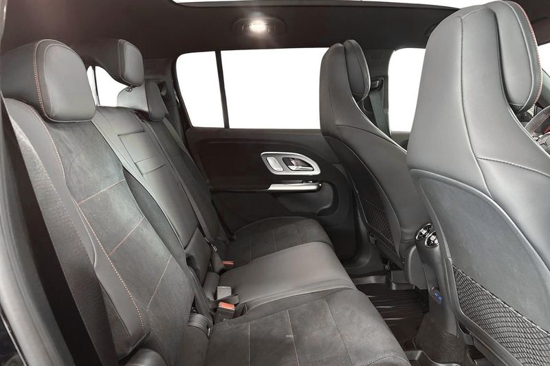 Mercedes GLB250+ bild 16