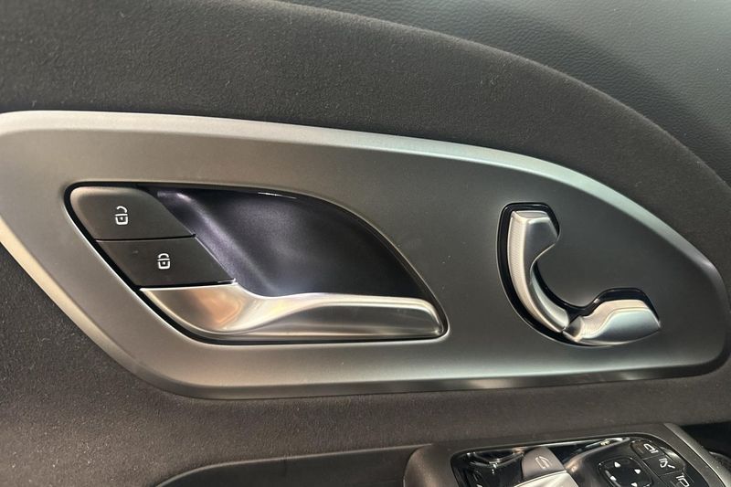 Mercedes GLB250+ bild 24