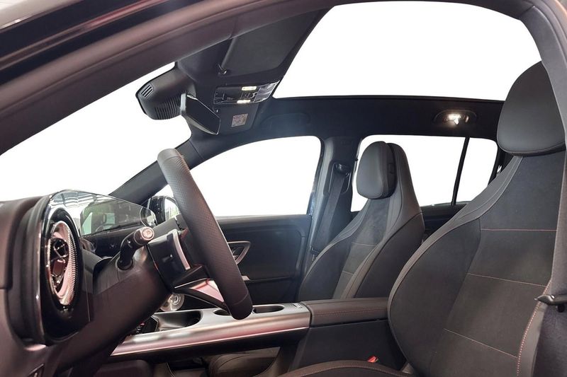 Mercedes GLB250+ bild 12