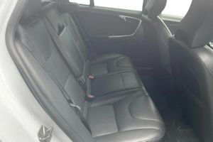 Volvo V60 bild 8