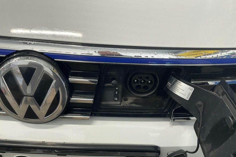 Volkswagen Passat bild 15