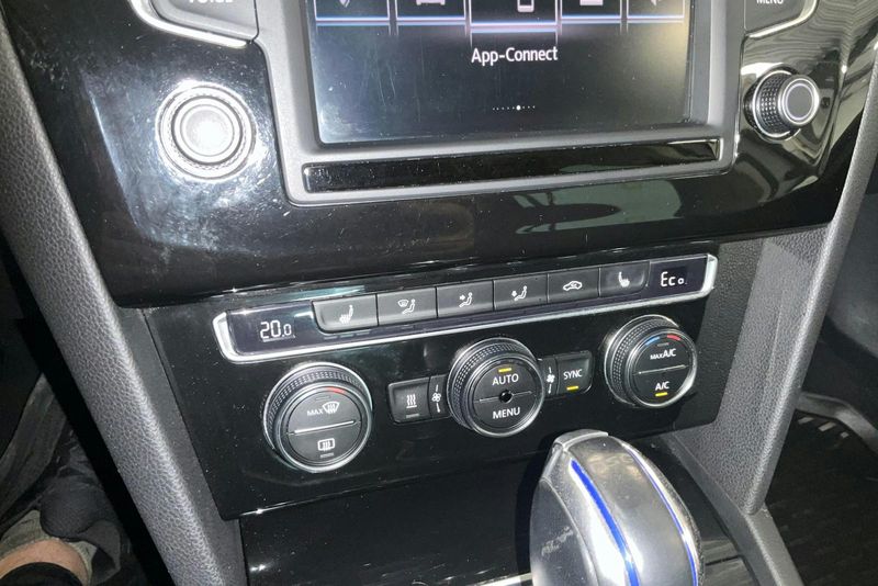 Volkswagen Passat bild 13