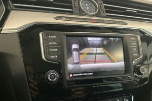 Volkswagen Passat bild 11
