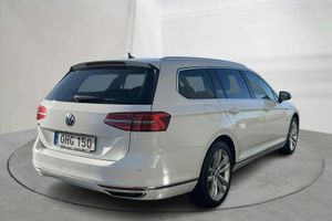 Volkswagen Passat bild 3