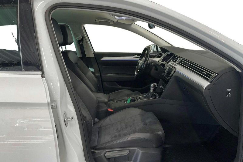 Volkswagen Passat bild 7