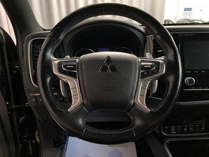 Mitsubishi Outlander bild 17