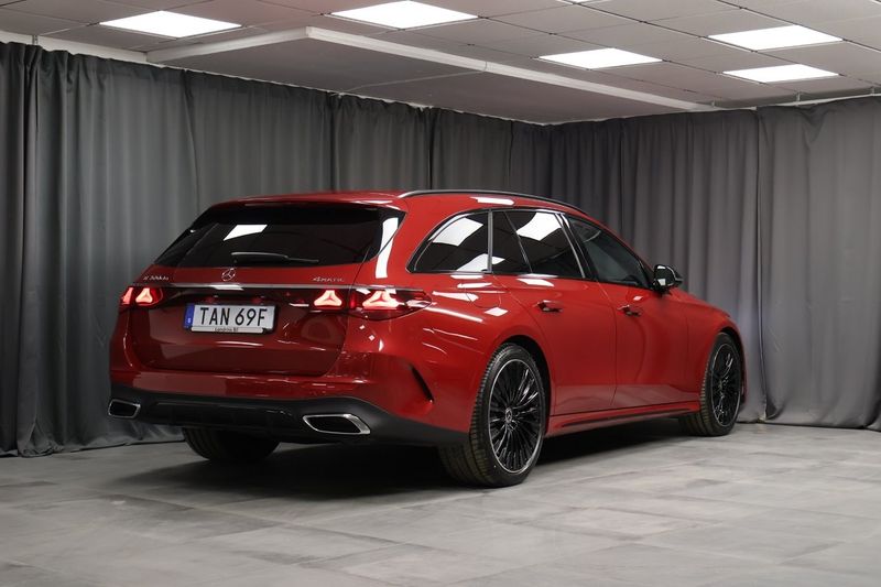 Mercedes E300 bild 2