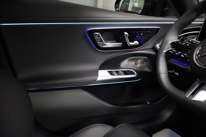 Mercedes E300 bild 19