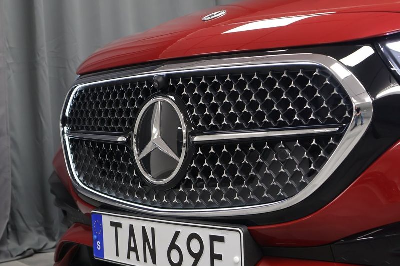 Mercedes E300 bild 8
