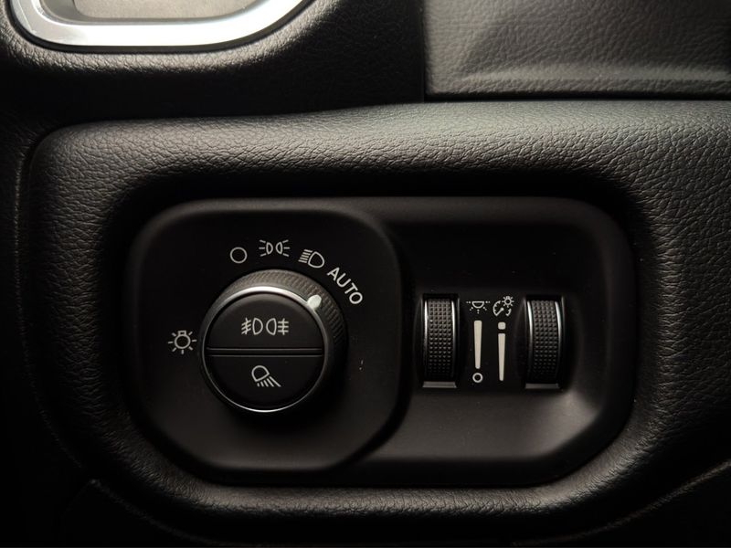 Dodge Ram bild 17
