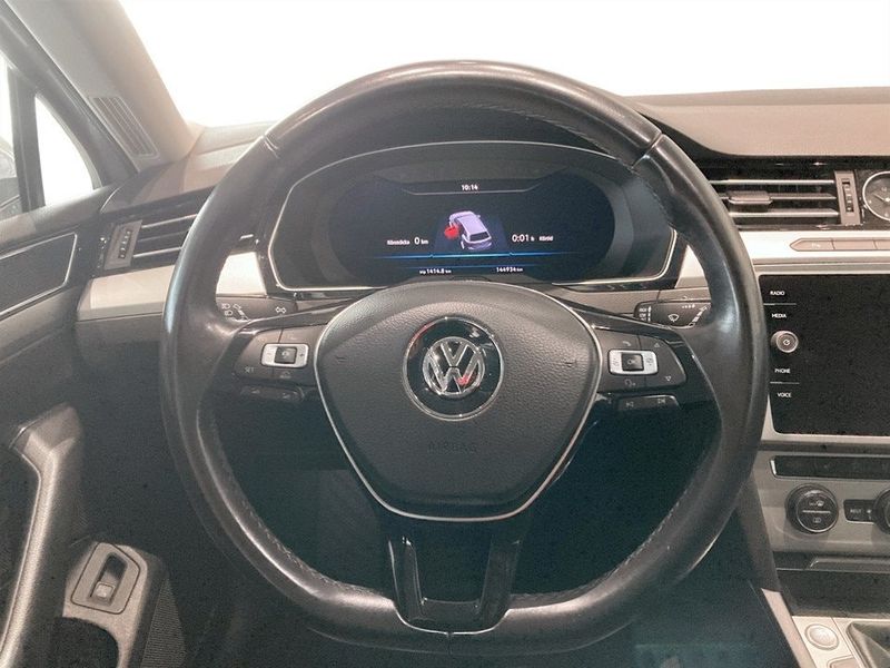 Volkswagen Passat bild 7