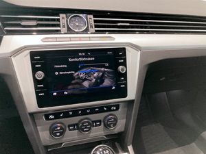 Volkswagen Passat bild 10