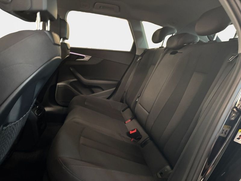 Audi A4 Allroad bild 13