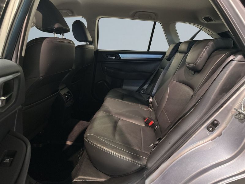 Subaru Outback bild 13