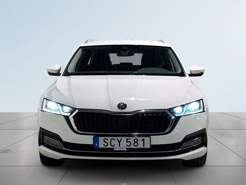 Skoda Octavia bild 2