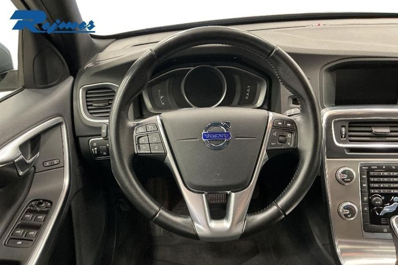 Volvo V60 bild 8