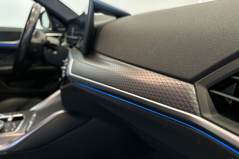BMW i4 bild 21