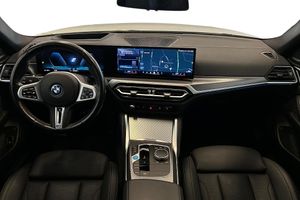 BMW i4 bild 17