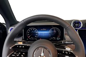 Mercedes GLC300 bild 7