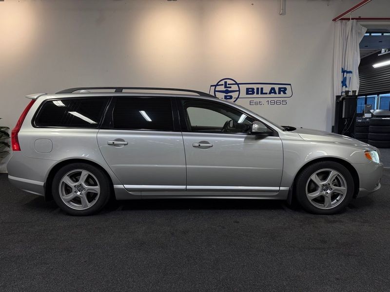 Volvo V70 bild 2