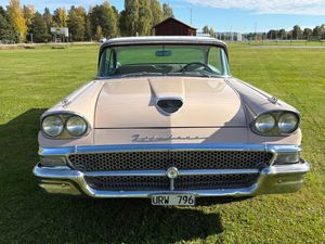 Ford Fairlane bild 6
