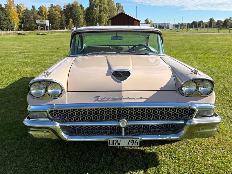 Ford Fairlane bild 6