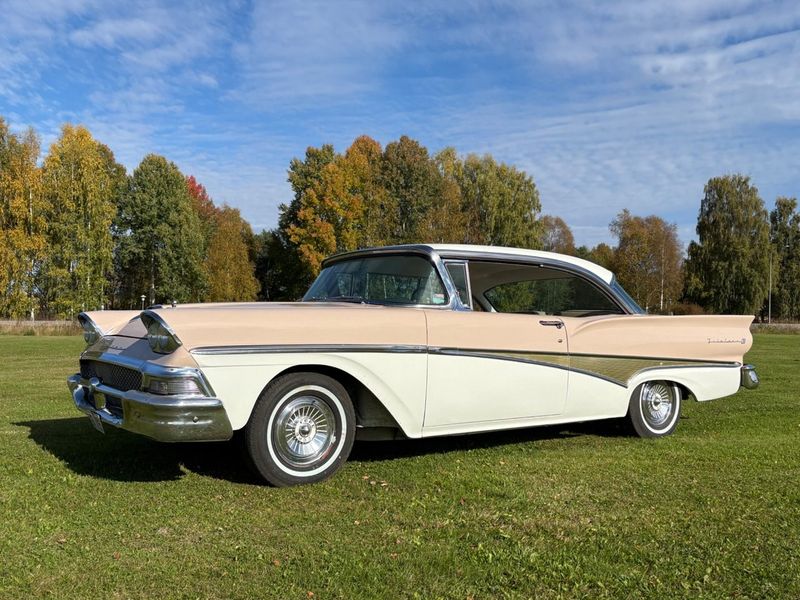 Ford Fairlane bild 3