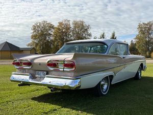 Ford Fairlane bild 9