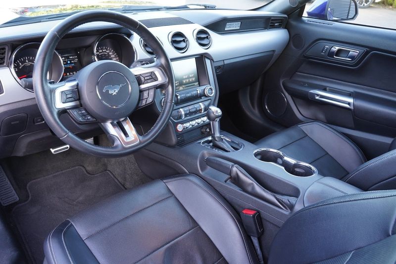 Ford Mustang bild 14