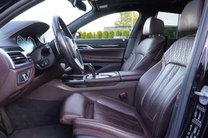BMW 750 bild 12