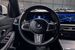 BMW 330 bild 14