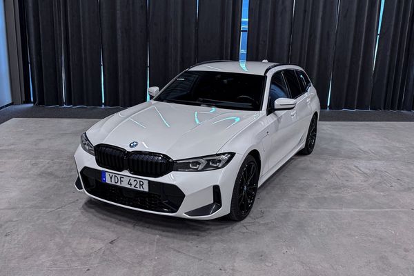 BMW 330 e xDrive Touring M Sport|H/K|Adaptiv|Drag|Elstol - 2024
