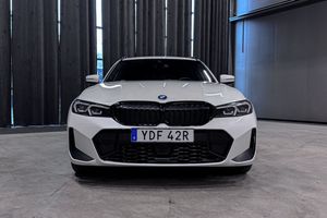 BMW 330 bild 9