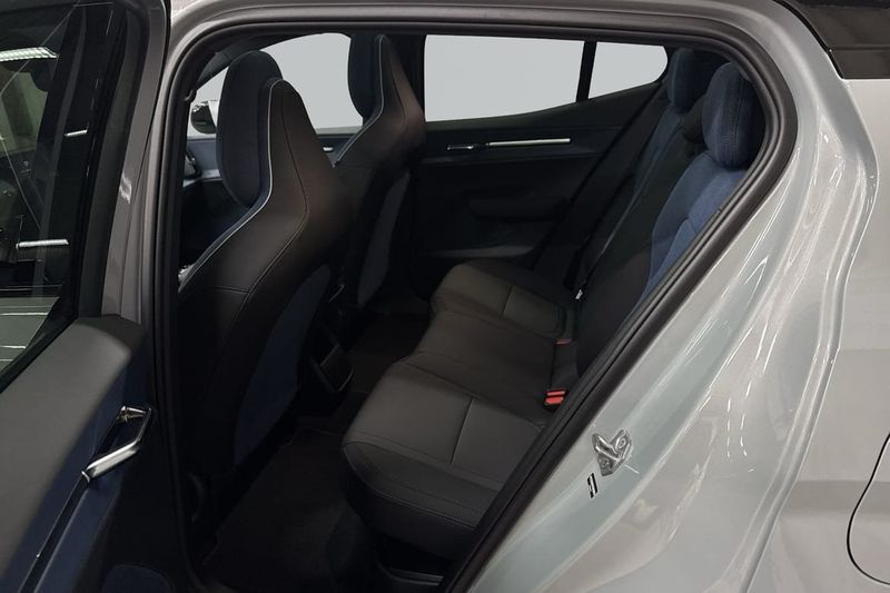 Volvo EX30 bild 7