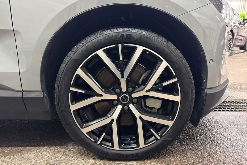 Volvo EX30 bild 17