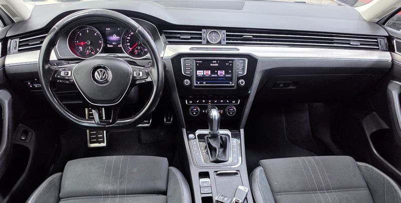 Volkswagen Passat bild 11