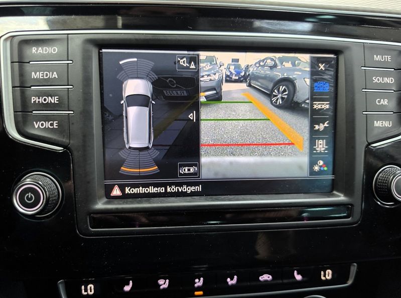 Volkswagen Passat bild 16