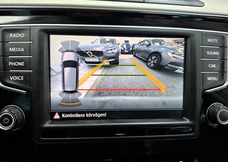 Volkswagen Passat bild 15