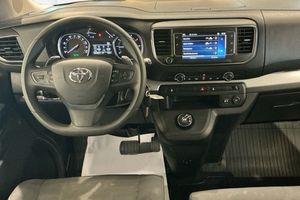 Toyota Proace bild 7