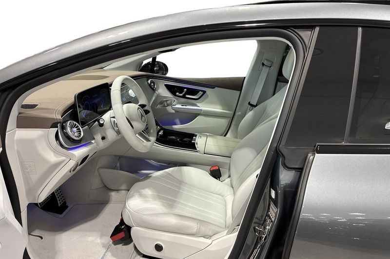 Mercedes EQE350+ bild 14
