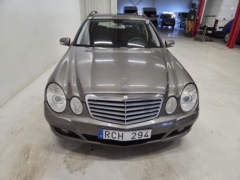 Mercedes E280 bild 2