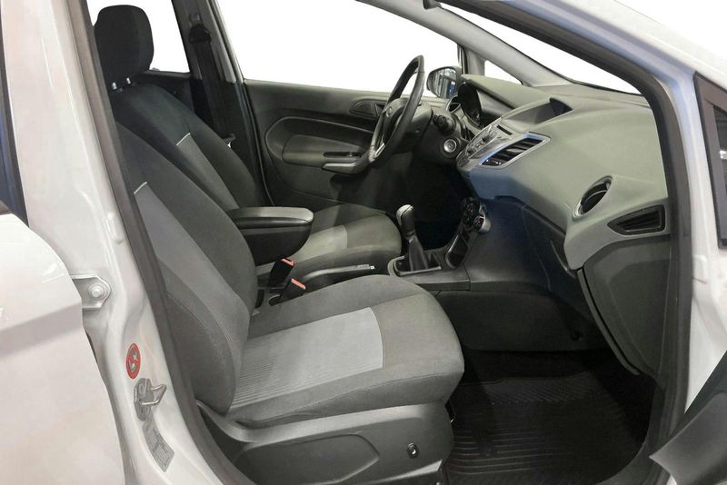 Ford Fiesta bild 7