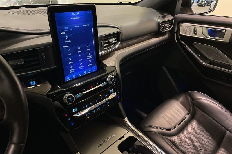 Ford Explorer bild 18