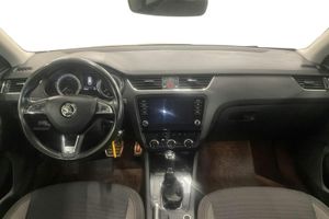 Skoda Octavia bild 6