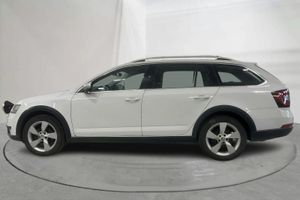 Skoda Octavia bild 2