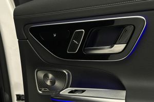 Mercedes GLC300 bild 21