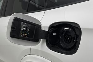Mercedes GLC300 bild 24